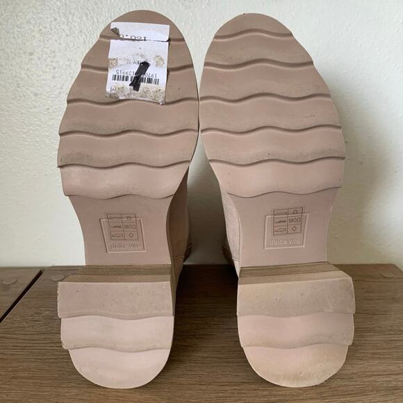 NWOB Dolce Vita Martey H2O Boots Taupe Suede Waterproof Womens 6 US Beige Chunky - Picture 15 of 15